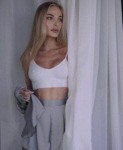 Элитная девушка Барби Premium Models