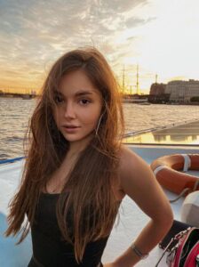 Элитная эскортница Юлия Drive Models