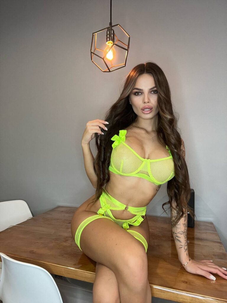 Девушка на час Нина Premium Models