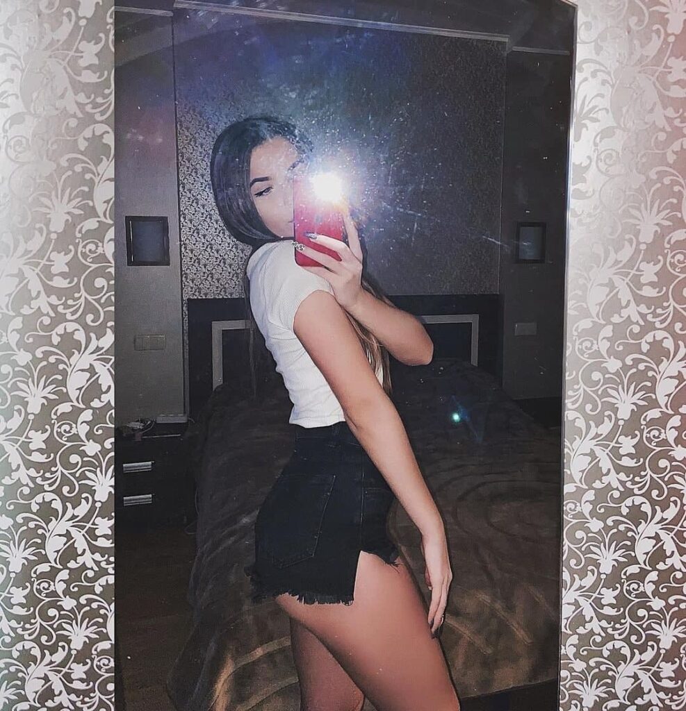 Элитная модель Мелисса Premium Models