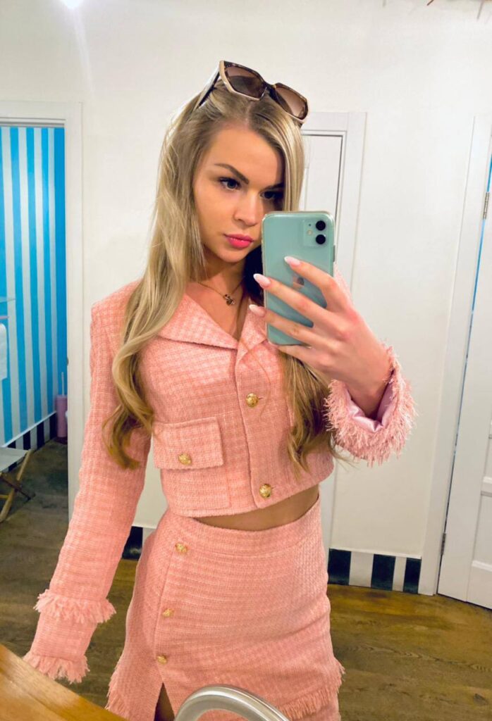 Девушка на час Луна Drive Models